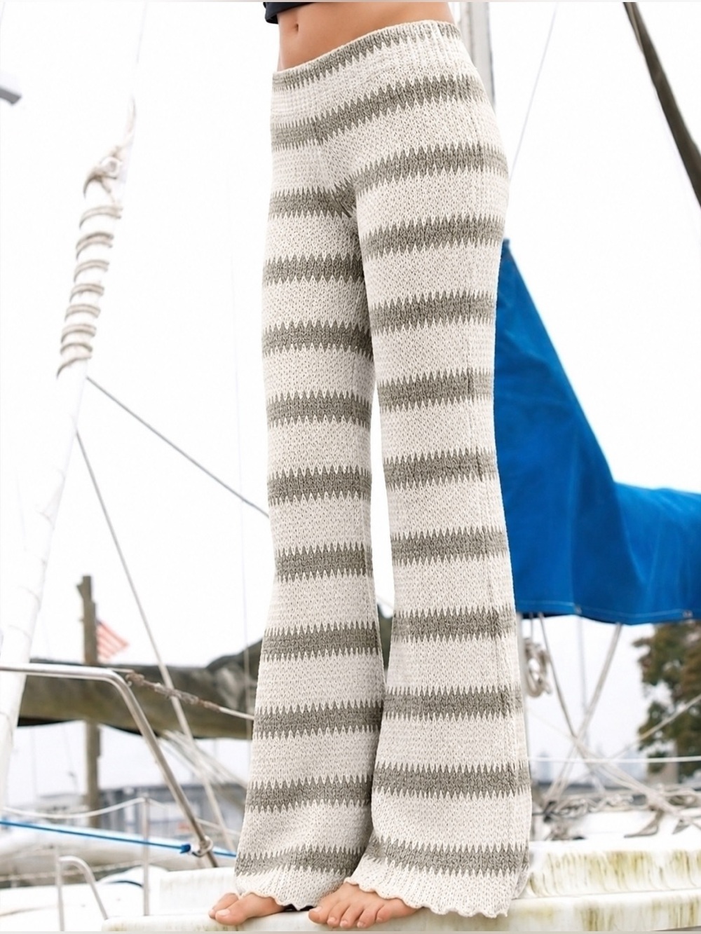 Beachy Knit Tan/Beige Striped Flared Pants Medium (Size 6-8)